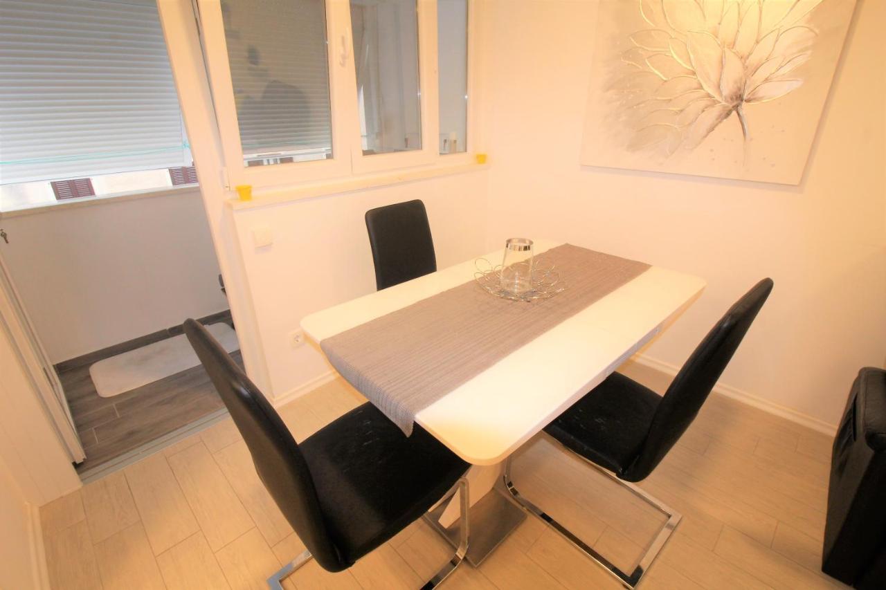 Apartment Pia ชิเบนิก ภายนอก รูปภาพ