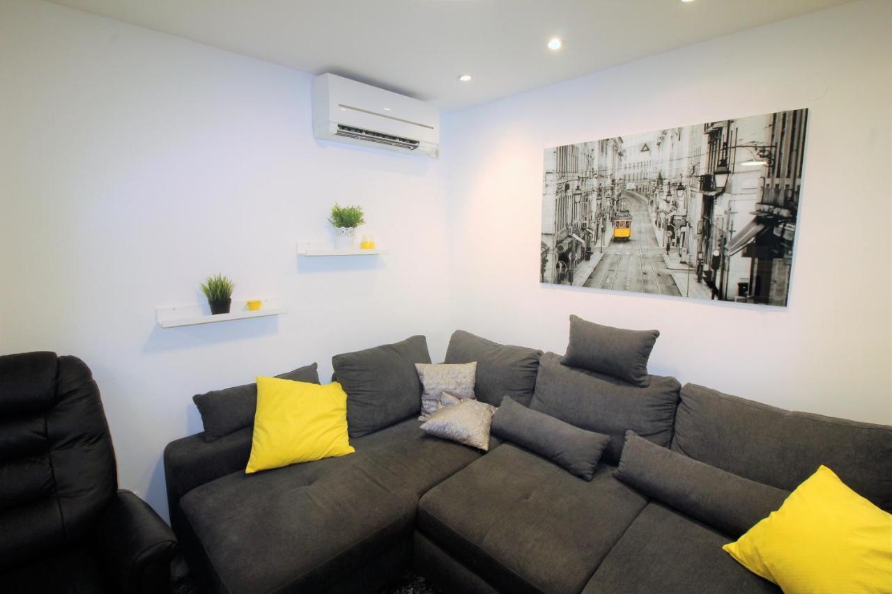 Apartment Pia ชิเบนิก ภายนอก รูปภาพ