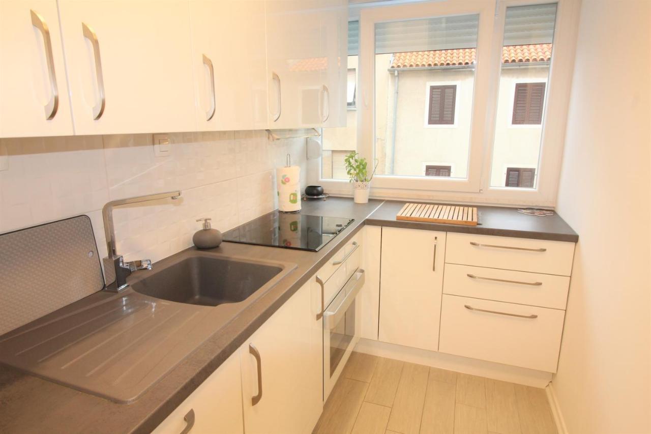 Apartment Pia ชิเบนิก ภายนอก รูปภาพ