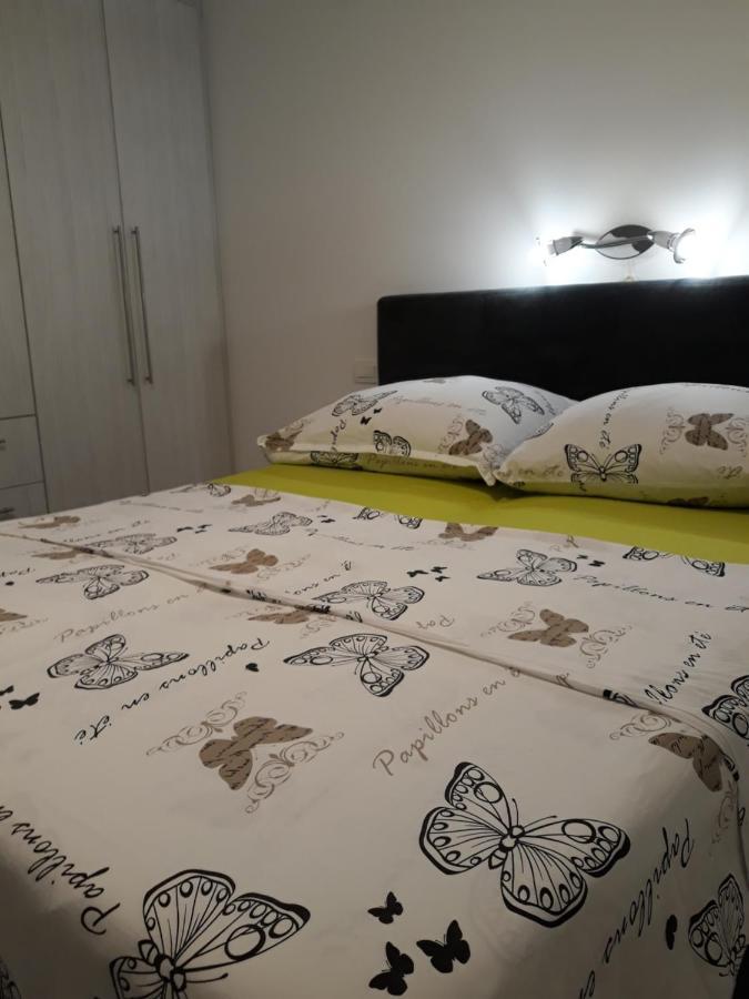 Apartment Pia ชิเบนิก ภายนอก รูปภาพ